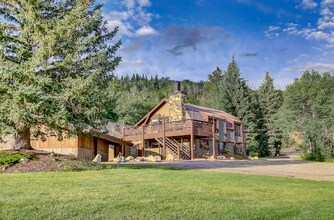 31095 US-40, Unit Lower Cottage in Steamboat Springs, CO - Building Photo - Building Photo