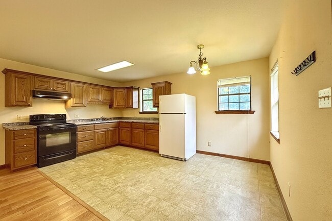 property at 600 Row St