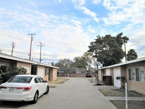 6615 Clara St in Bell Gardens, CA - Building Photo - Building Photo