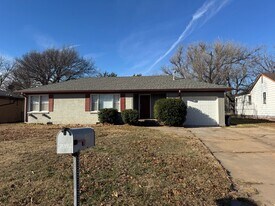 734 NW 31st St in Lawton, OK - Building Photo