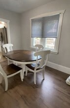 207 Kathleen Ave in Sarnia, ON - Foto de edificio - Building Photo