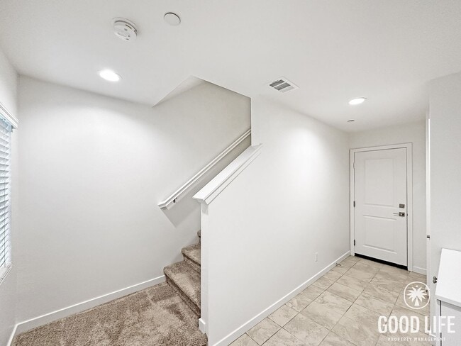 10890 Portsmouth St in Stanton, CA - Building Photo - Building Photo