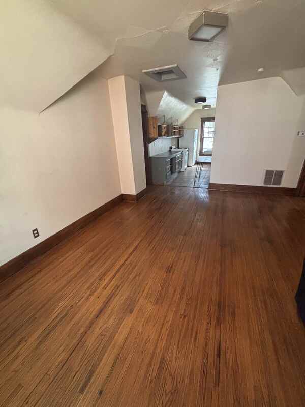 1345 E St in Lincoln, NE - Building Photo - Building Photo