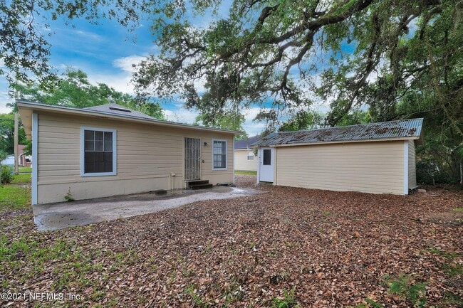 property at 6418 Sapphire Dr