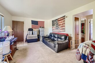 6190 Webster St in Arvada, CO - Building Photo - Interior Photo