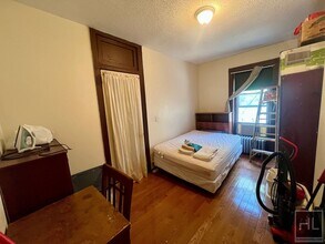 HART STREET in Brooklyn, NY - Building Photo - Building Photo