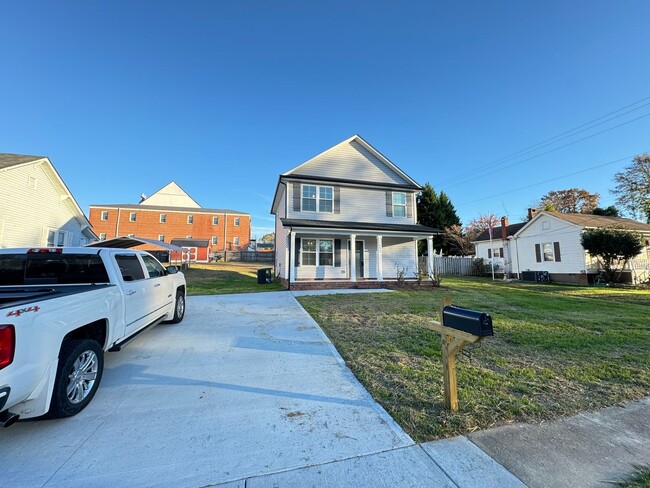 622 N Walnut St in Kannapolis, NC - Building Photo - Building Photo