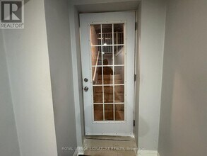 731 Bennett Blvd in Milton, ON - Building Photo - Building Photo