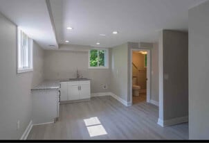 2368 Jefferson Terrace