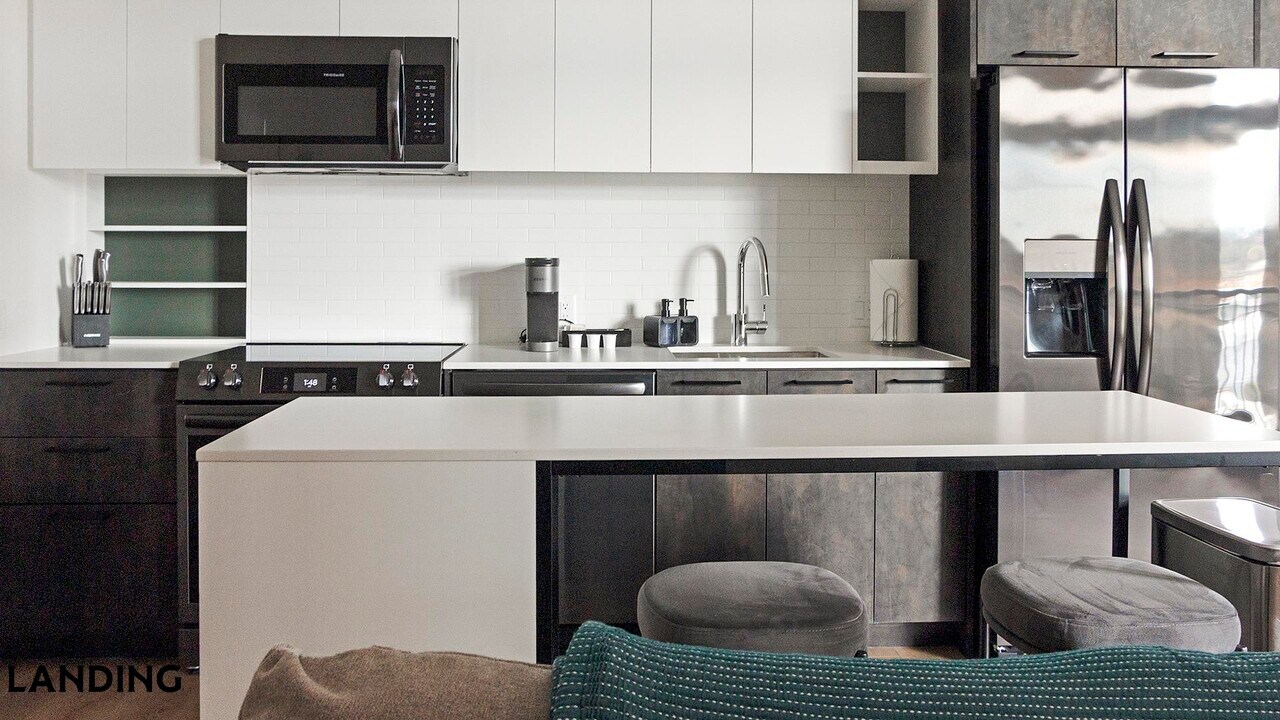 632 Howard Rd SE, Unit 442 in Washington, DC - Building Photo