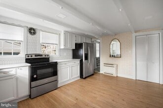 455 Deale Rd in Deale, MD - Building Photo - Building Photo