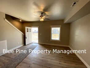 359 N 3rd West St in Rigby, ID - Foto de edificio - Building Photo