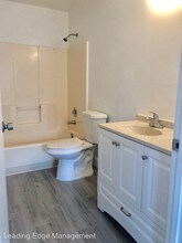 5201 Wallis Rd in West Palm Beach, FL - Building Photo - Building Photo
