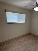 1405 Oak Grove Ave in Burlingame, CA - Building Photo - Building Photo