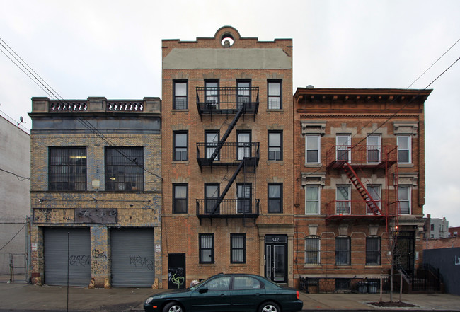 342 Saint Marks Ave in Brooklyn, NY - Building Photo - Building Photo