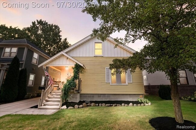 property at 423 Pingree Blvd