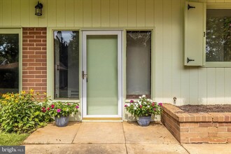 6023 Jefferson Blvd, Unit 2 in Frederick, MD - Building Photo - Building Photo