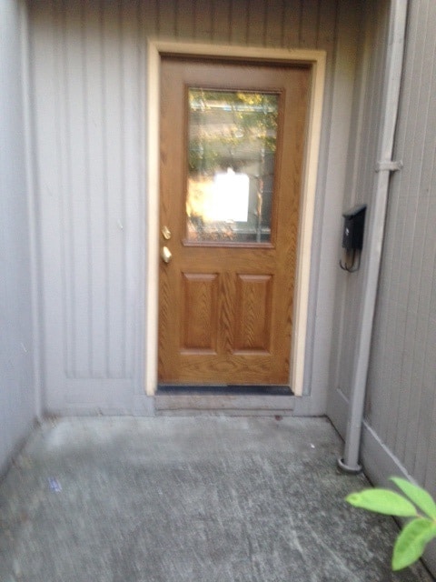 23801 NE Treehill Dr in Wood Village, OR - Foto de edificio