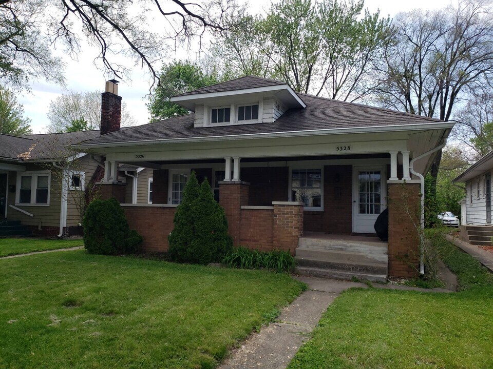 5326 N College Ave in Indianapolis, IN - Building Photo
