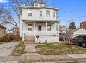 1017 Spruce St in Collingdale, PA - Building Photo
