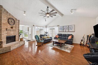 11526 Villa Heights Dr in Houston, TX - Building Photo - Building Photo