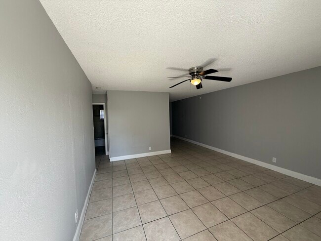 1196 AC Evans St in Riviera Beach, FL - Building Photo - Building Photo