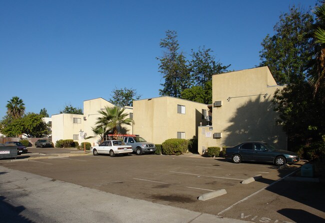 8767-& 8777 Mira Mesa Blvd in San Diego, CA - Building Photo - Building Photo