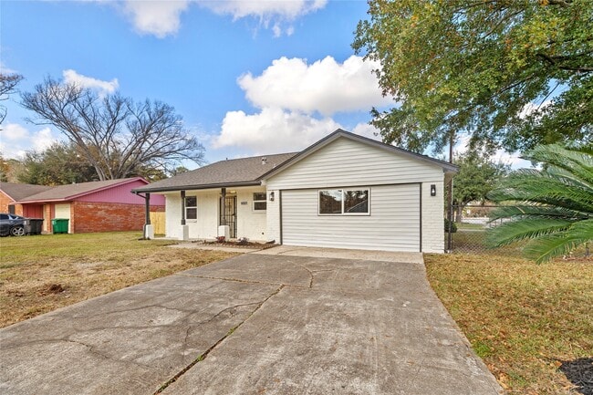 property at 10027 Valley Sun Dr