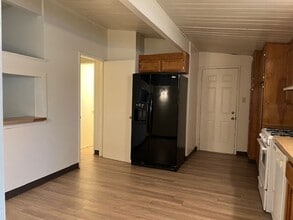 22 Candy St in Bakersfield, CA - Building Photo - Building Photo