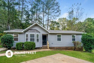 1729 Tall Oak Cir in Birmingham, AL - Building Photo