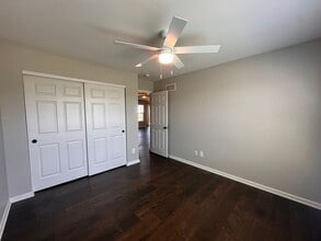 16303 Rockcrest View Ln in Louisville, KY - Building Photo - Building Photo