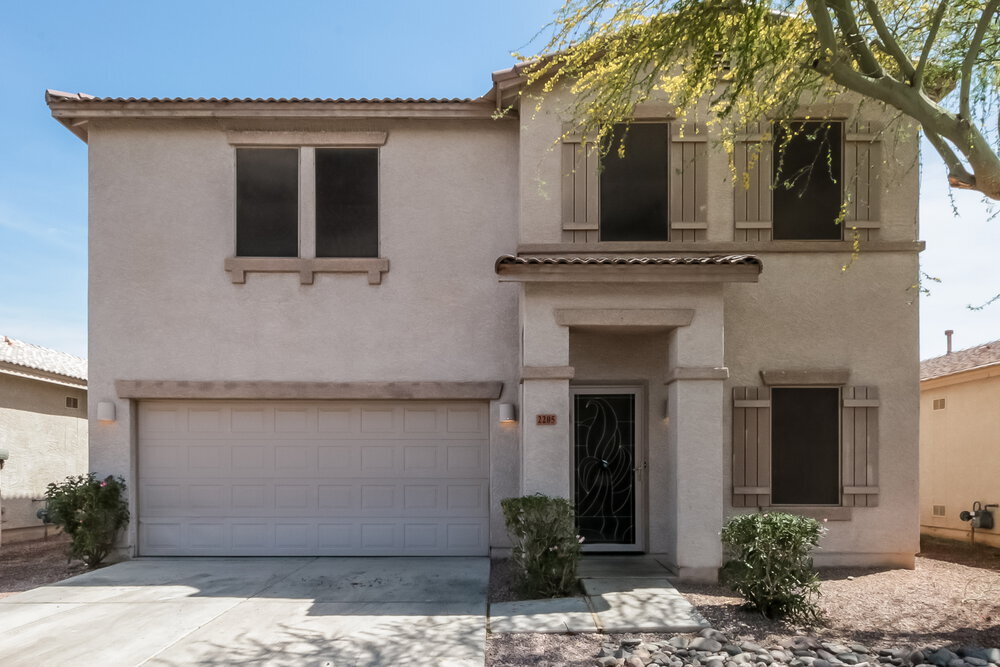 2205 N 91st Gln in Phoenix, AZ - Building Photo