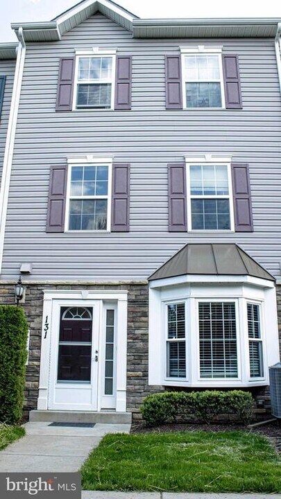 1826 Cassandra Dr in Eldersburg, MD - Building Photo