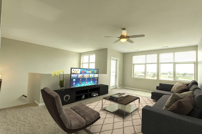 Plaza 50 Apartments in West Des Moines, IA - Building Photo - Building Photo