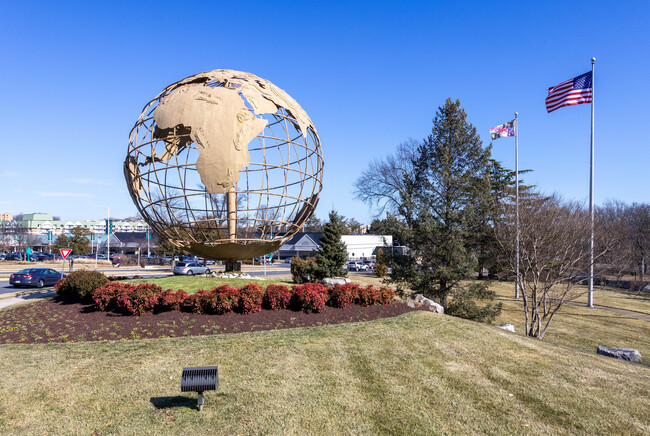 Turnberry Courts in Silver Spring, MD - Foto de edificio - Building Photo