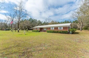 5292 Griffith Mill Rd in Baker, FL - Foto de edificio - Building Photo