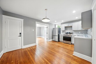 3179 Minnesota Ave, Unit B in St. Louis, MO - Building Photo - Building Photo