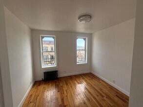 5111 Palisade Ave in West New York, NJ - Foto de edificio - Building Photo