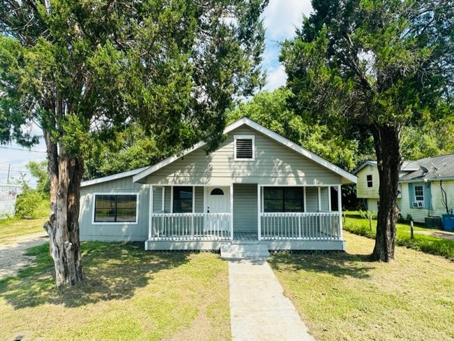 property at 4924 Dr L D Chapman St