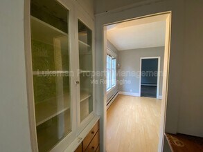 513 Village St in Kalamazoo, MI - Building Photo - Building Photo