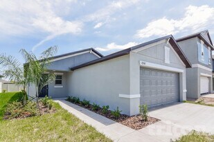 12742 Lemon Pepper Dr, Unit 7 in Riverview, FL - Building Photo