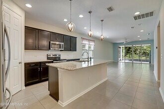 3074 Paddle Creek Dr in Green Cove Springs, FL - Building Photo - Building Photo