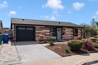 8685 Longwood St in San Diego, CA - Building Photo - Building Photo