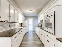 2524 Boxwood Ave photo'