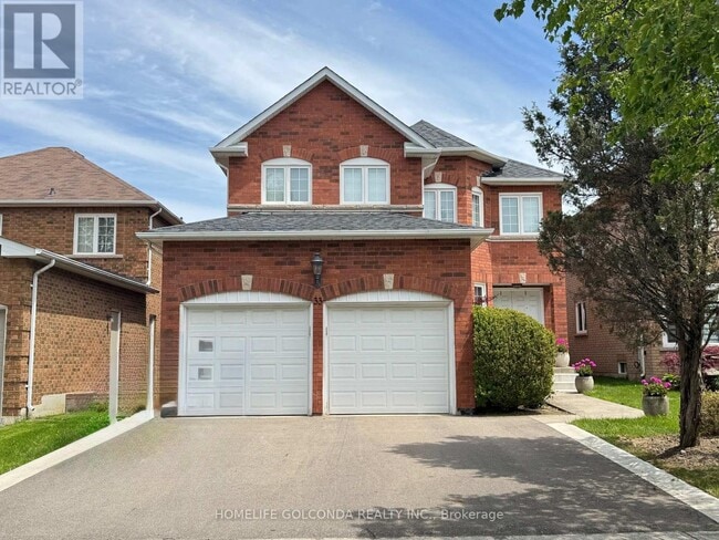 property at 33 Hammerstone Crescent