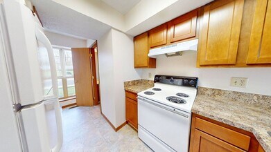 5917 Shadow Lake Cir in Columbus, OH - Building Photo - Building Photo