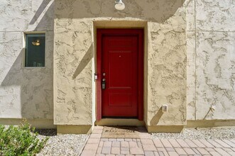 2146 W Harmont Dr in Phoenix, AZ - Building Photo - Building Photo