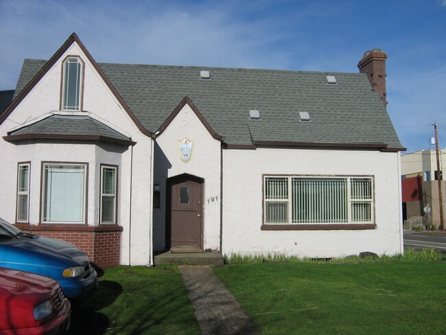 property at 191 E 19th Ave