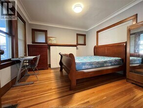 351 Randolph Ave in Windsor, ON - Foto de edificio - Building Photo