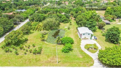 1201 NW 112th Ave in Plantation, FL - Building Photo - Building Photo